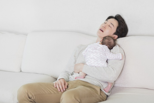 Read more about the article 과학적으로 증명된 낮잠이 주는 장점 효과